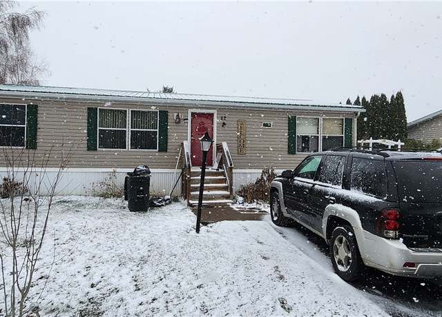 Property at 22 Morgan Run, Manchester, NY 14432, 3 beds, 2 baths