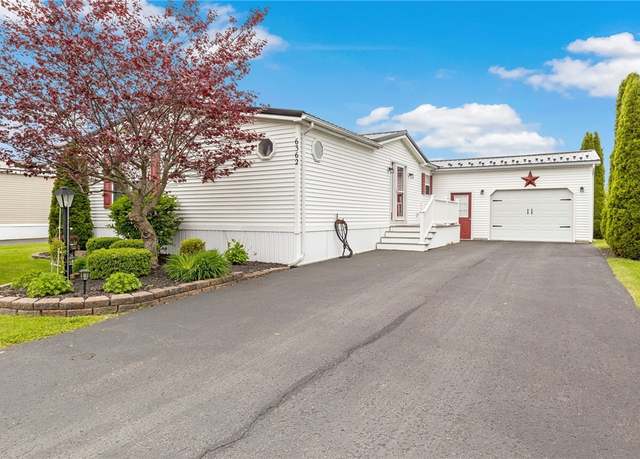Property at 6362 Kims Dr, Victor, NY 14564, 3 beds, 2 baths