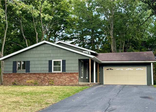 Property at 292 True Hickory Dr, Greece, NY 14615, 3 beds, 1.5 baths