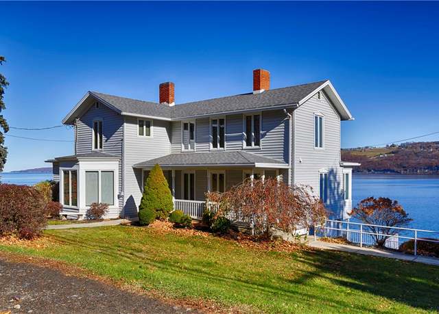 Property at 75 Salt Point Rd, Reading, NY 14891, 3 beds, 2.5 baths