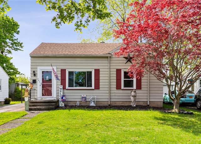 Property at 241 Ashwood Dr, Rochester, NY 14609, 3 beds, 1 bath