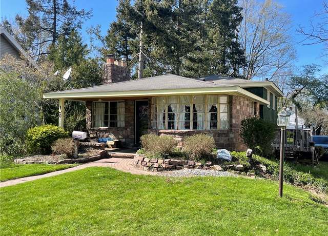 Property at 170 Avondale Rd, Irondequoit, NY 14622, 4 beds, 2.5 baths