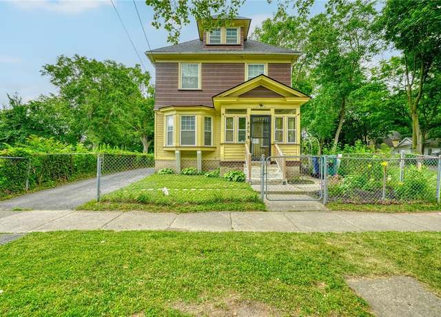Property at 485 Central Park, Rochester, NY 14609, 4 beds, 1.5 baths