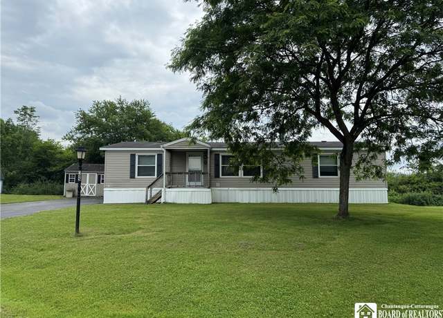 Property at 55 Green Valley Ests, Great Valley, NY 14741, 3 beds, 2 baths
