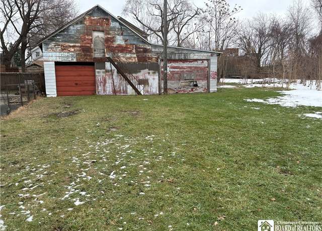 Property at 208 S Zebra St, Dunkirk-city, NY 14048