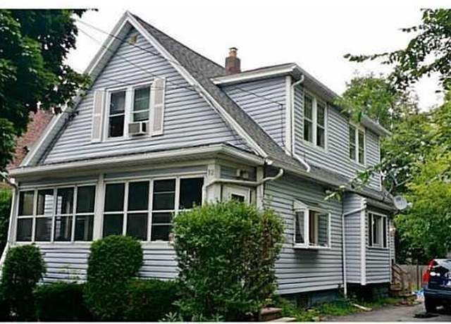 Property at 32 Taft Ave, Irondequoit, NY 14609, 5 beds, 2 baths