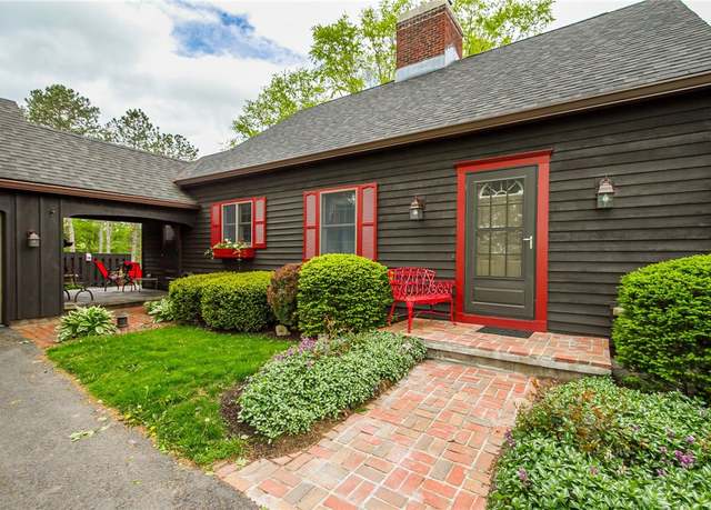 Property at 851 Cheese Factory Rd, Mendon, NY 14472, 4 beds, 3.5 baths