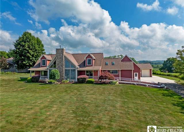 Property at 116 Bliss St, Westfield, NY 14787, 3 beds, 3 baths