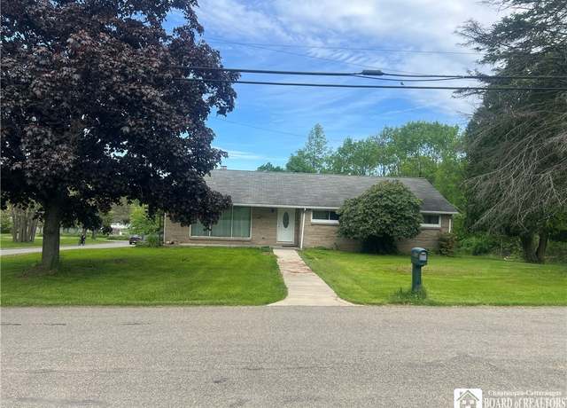 Property at 503 Hazzard St, Jamestown, NY 14701, 3 beds, 1.5 baths