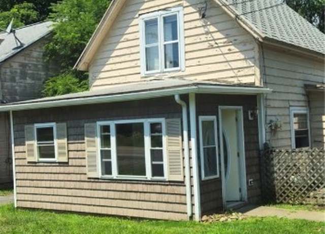 Property at 11 Berry Rd, Pomfret, NY 14063, 3 beds, 2 baths