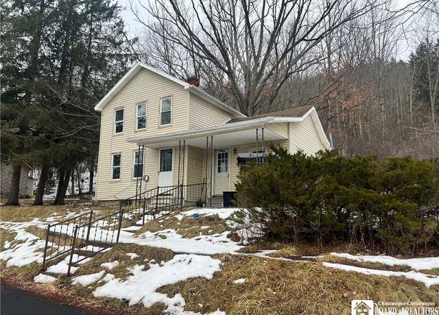 Property at 286 Scott Ave, Wellsville, NY 14895, 2 beds, 1 bath