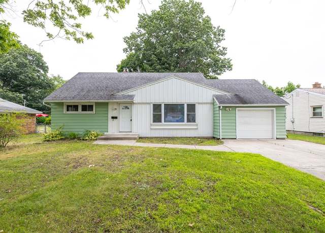 Property at 71 Bayberry Ln, Greece, NY 14616, 4 beds, 2 baths