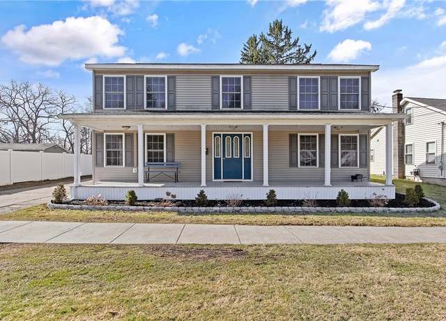 Property at 74 Seneca Ave, Vernon, NY 13421, 5 beds, 3.5 baths