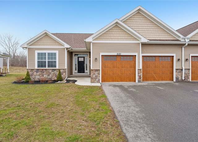 Property at 5121 Red Oak Ln, Batavia-town, NY 14020, 2 beds, 2 baths
