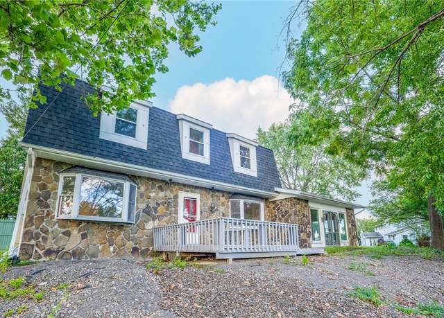 Property at 150 Monroe Dr, Horseheads, NY 14845, 4 beds, 2.5 baths