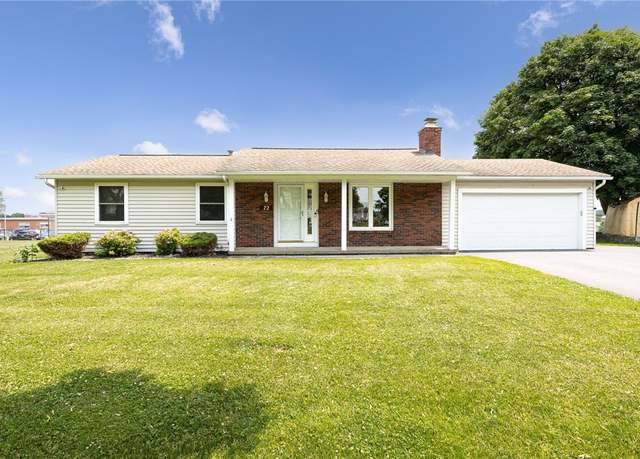 Property at 72 Juliane Dr, Gates, NY 14624, 3 beds, 2 baths