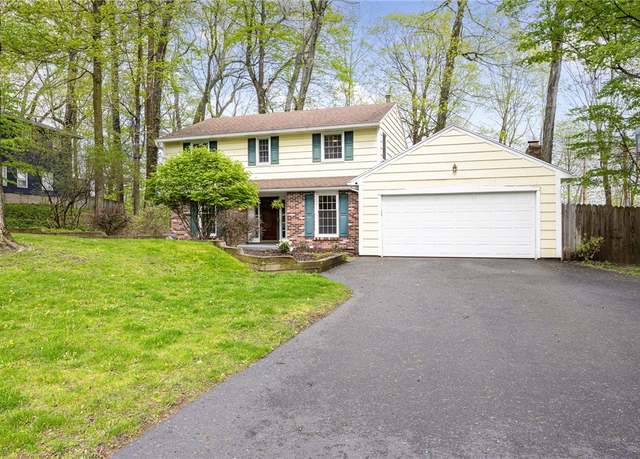 Property at 40 Clarkes Xing, Perinton, NY 14450, 4 beds, 2.5 baths