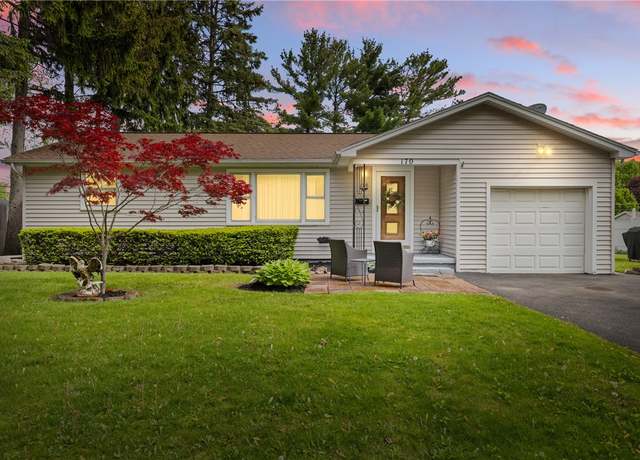 Property at 170 Impala Dr, Irondequoit, NY 14609, 3 beds, 1.5 baths