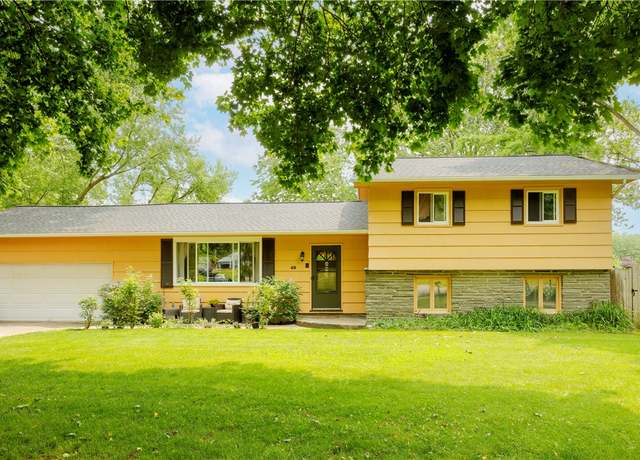 Property at 49 Brasser Dr, Chili, NY 14624, 3 beds, 1.5 baths