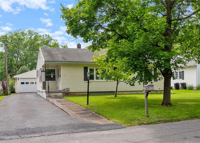 Property at 100 East St, Canandaigua City, NY 14424, 3 beds, 1 bath