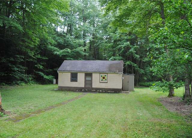 Property at 95 Demo Dr, Highland Twp, PA 16735, 1 bath