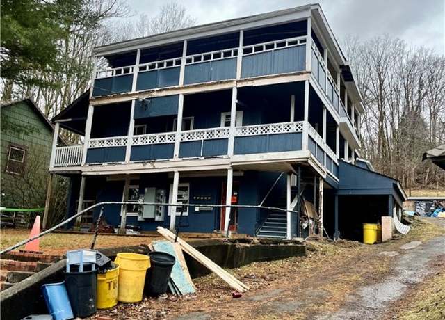 Property at 69 Hill St, Hornell, NY 14843, 5 beds