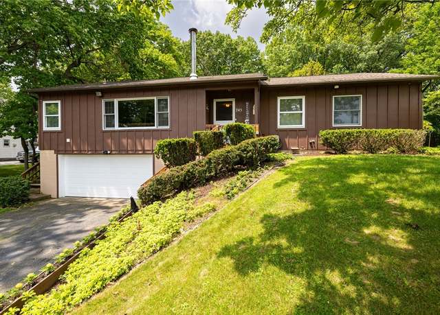 Property at 745 Maple Dr, Webster, NY 14580, 3 beds, 2 baths
