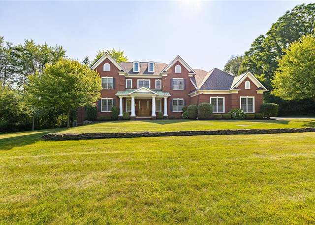 Property at 43 Lyndon Rd, Perinton, NY 14450, 5 beds, 4.5 baths
