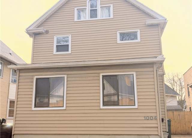 Property at 1004 Portland Ave, Rochester, NY 14621, 3 beds, 1 bath