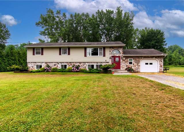 Property at 14170 W Bacon Rd, Gaines, NY 14411, 4 beds, 2.5 baths
