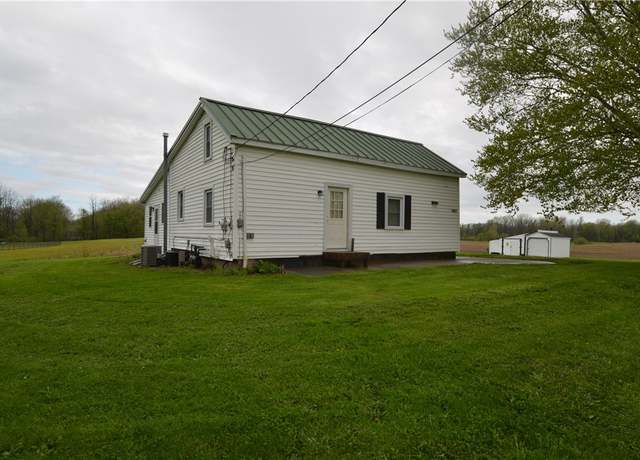 Property at 5267 Ontario Center Rd, Walworth, NY 14568, 3 beds, 2 baths