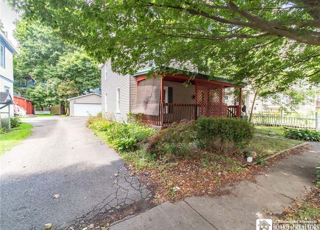 Property at 7 Geneva St, Jamestown, NY 14701, 3 beds, 1 bath