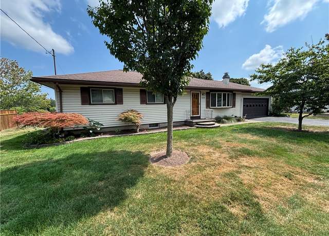 Property at 222 State Route 88 S, Arcadia, NY 14513, 3 beds, 2 baths