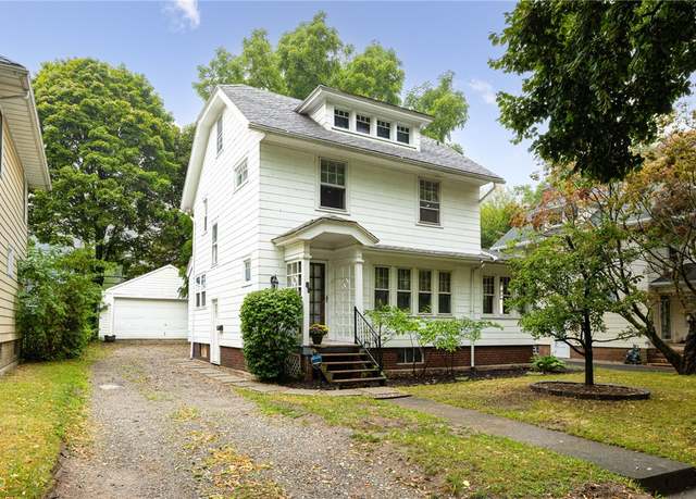 Property at 89 Pershing Dr, Rochester, NY 14609, 3 beds, 1 bath