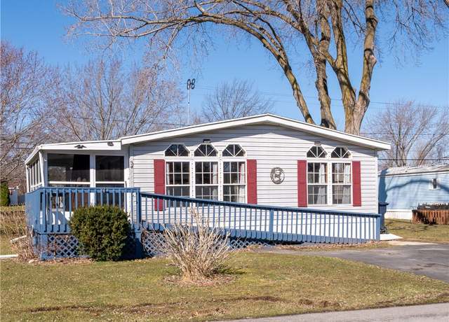 Property at 34 Harper Pkwy, Avon, NY 14414, 3 beds, 2 baths