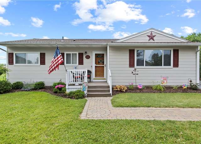 Property at 111 Crimson Bramble Rd, Henrietta, NY 14623, 3 beds, 1.5 baths