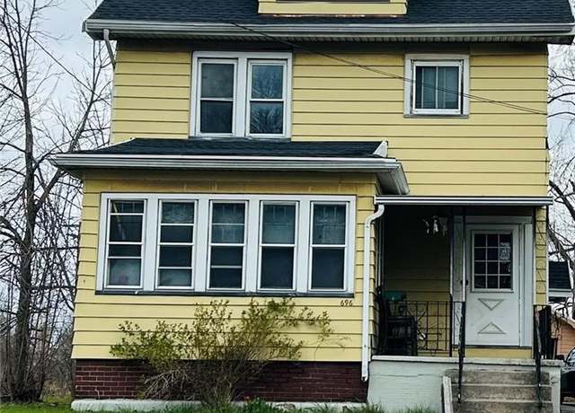 Property at 696 Emerson, Rochester, NY 14613, 3 beds, 1 bath