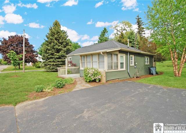 Property at 178 W Main St, Westfield, NY 14787, 2 beds, 1 bath
