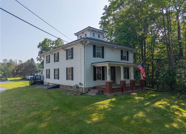 Property at 260 Summit Ave, Warsaw, NY 14569, 5 beds, 2.5 baths