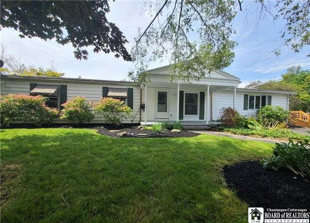 Property at 2 Holly Dr, Busti, NY 14750, 3 beds, 2 baths