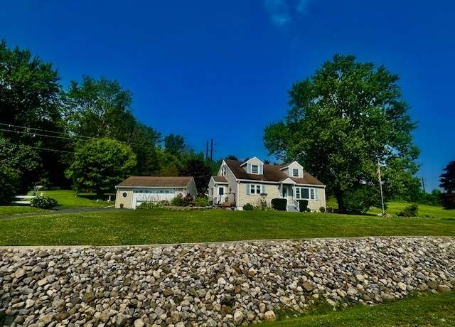 Property at 7459 Potter Rd, Throop, NY 13021, 5 beds, 1.5 baths