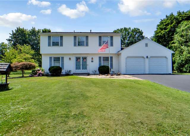 Property at 96 Pen Creek Dr, Penfield, NY 14580, 5 beds, 3.5 baths