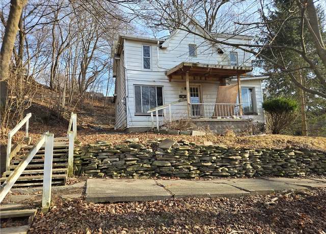 Property at 98 Catherine St, Hornell, NY 14843, 3 beds, 1 bath