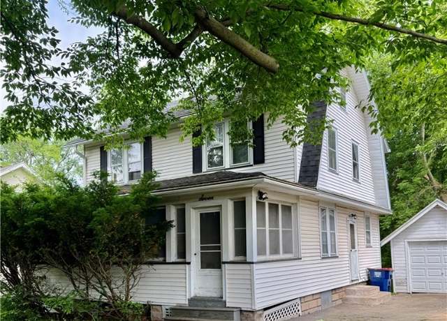 Property at 7 Brook Rd, Pittsford, NY 14534, 3 beds, 1 bath