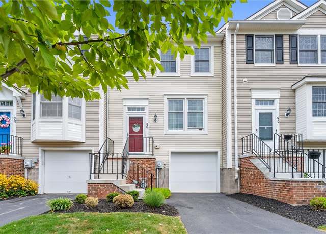 Property at 90 Courtshire Ln, Penfield, NY 14526, 3 beds, 1.5 baths