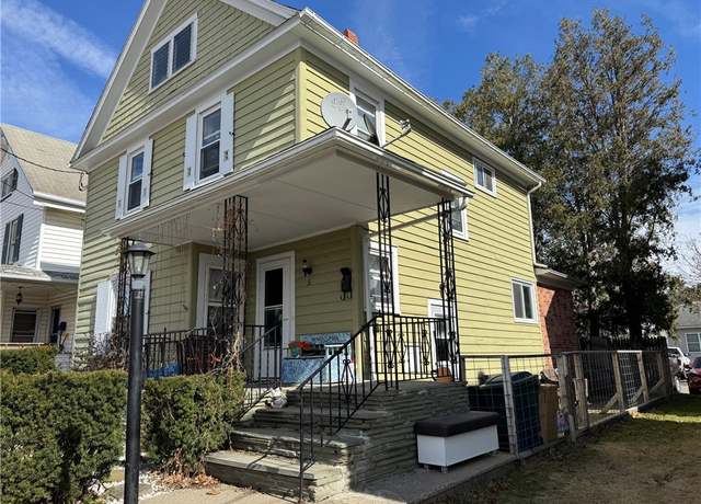 Property at 5 Erie Ct, Hornell, NY 14843, 3 beds, 1.5 baths