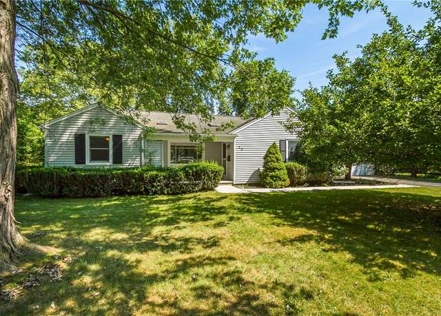 Property at 55 Peachtree Rd, Penfield, NY 14526, 3 beds, 1.5 baths