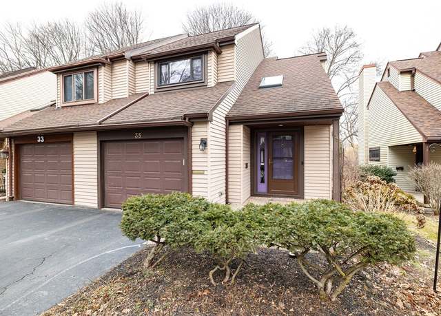 Property at 35 Menlo Pl, Rochester, NY 14620, 2 beds, 1.5 baths