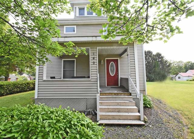 Property at 149 Horseheads Blvd, Horseheads, NY 14903, 3 beds, 1.5 baths