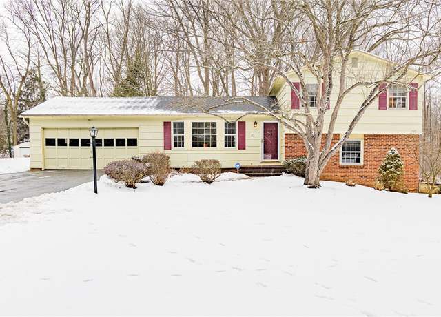 Property at 23 Sunset Trl, Perinton, NY 14450, 4 beds, 2.5 baths